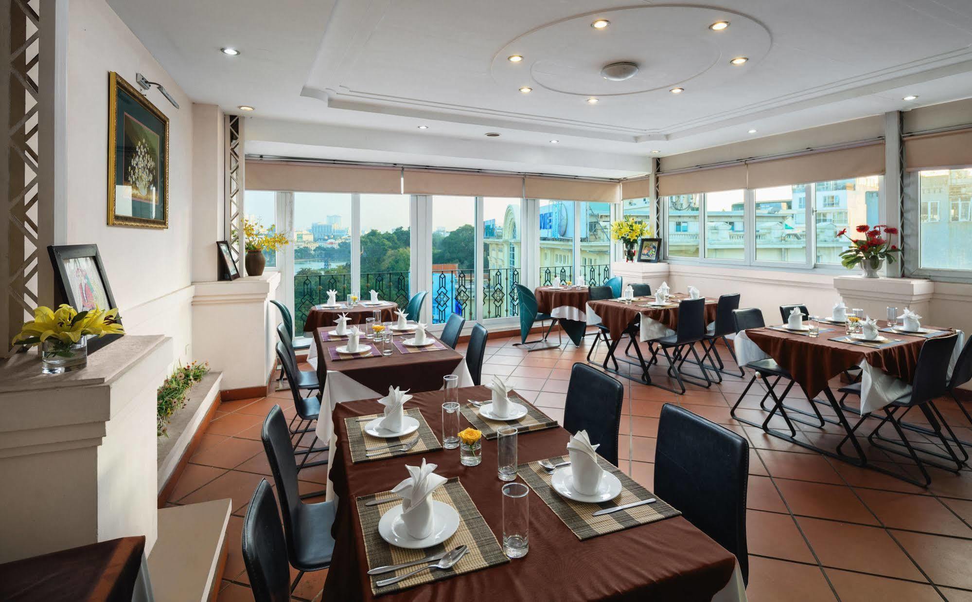 Lakeside Palace Hotel Ханой Экстерьер фото